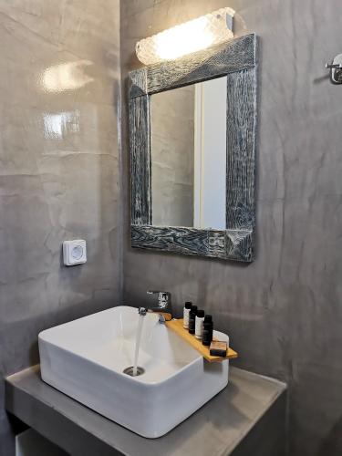 Family Village Santorini - image 8