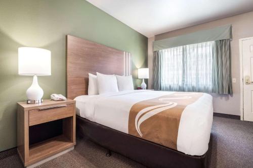 Quality Inn & Suites Bainbridge Island - image 9