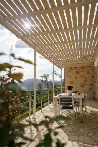 Facilities, Astrali Stone Villas in Paramythia