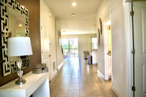 Villa Fantasy - 1572 Maidstone by Fairytale VR - image 5