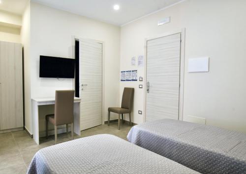 Six Rooms