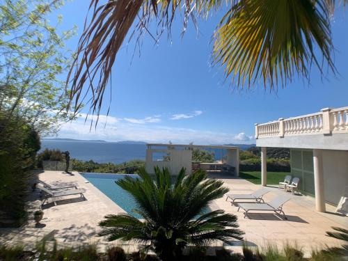 Villa Luxury Club Sea@Beach 5* Le Lavandou