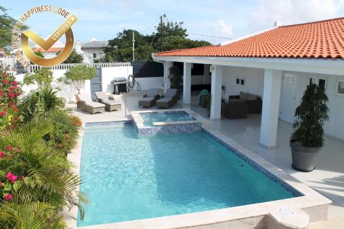 New! Palm Beach # 34 Suitable For 8 Persons 4 Bedrooms, 4 Bathrooms, Palm Eagle Beach