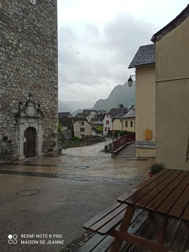 Apkārtne, La Maison de Jeanne in Osse-en-Aspe