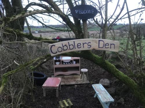 Cobblers Cottage Creggan - image 14