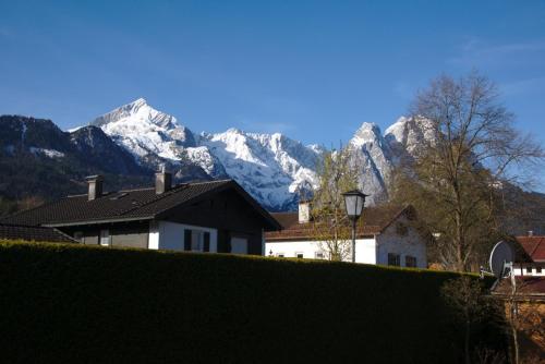 Herzog-Ludwig-Suite 276m von Kellerackerstraße entfernt