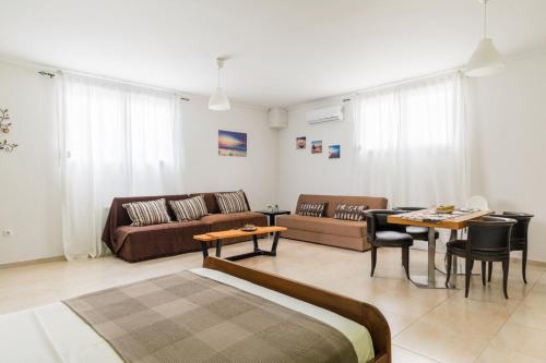  New house in the village in Kráni