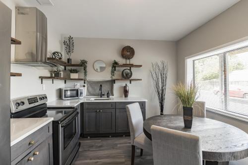 Modern Coed Dorm 10 mins from Jim Thorpe in Easton (Pennsylvania)