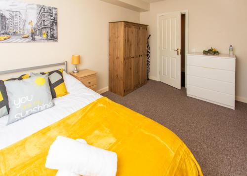 Picture of Ample Comforts, Centrally Located, Town Centre