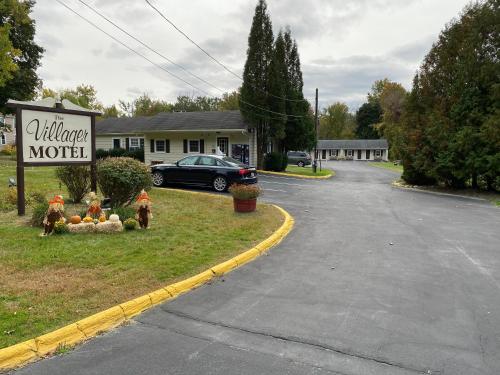 B&B Williamstown (Massachusetts) - Villager Motel - Bed and Breakfast Williamstown (Massachusetts)