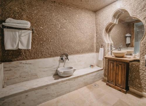Erenbey Cave Hotel - image 3