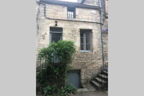 . La petite maison médiévale de Melanie