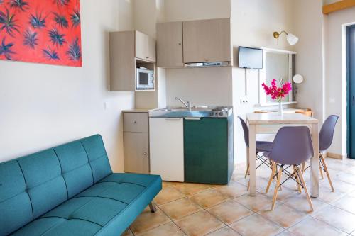 Nireas Hotel - image 8