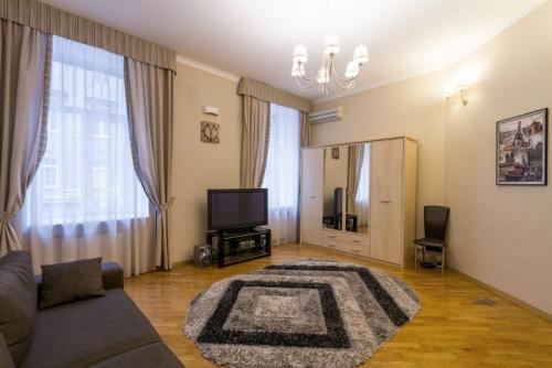 3 rooms Khreschatyk15 Passage