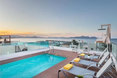 Llaut Boutique Hotel - image 10