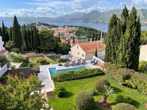 Villa Laperosa - main image