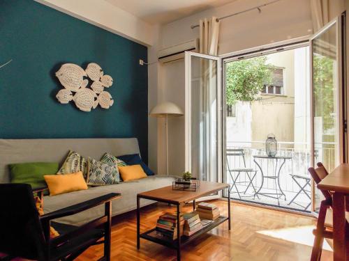 Cozy Plaka Apartment - image 8