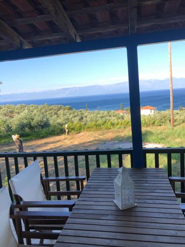 Aggeliki House 5 in Mirtia