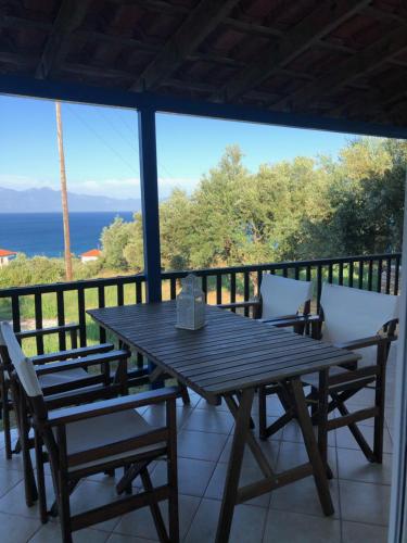 Aggeliki House 5 in Mirtia