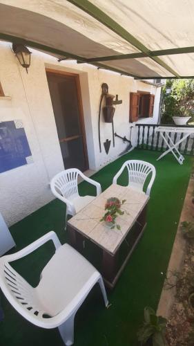 Double Room with Private Bathroom image 6
