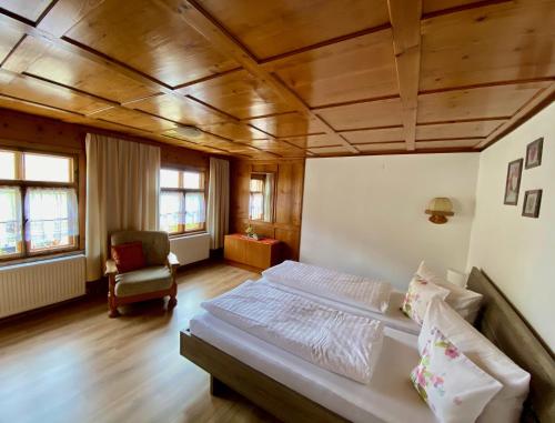 Rosinas Dreiländerblick (Rosinas Dreilanderblick) in แรงค์วีล