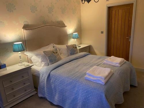 The Gables Bed & Breakfast - Tap to explore photos