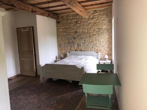 Chambre du Tilleul - charme, confort et piscine - Accommodation - Sigonce