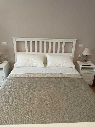Alloggio Turistico Dea Bendata Room Type - Triple Room with Private Bathroom