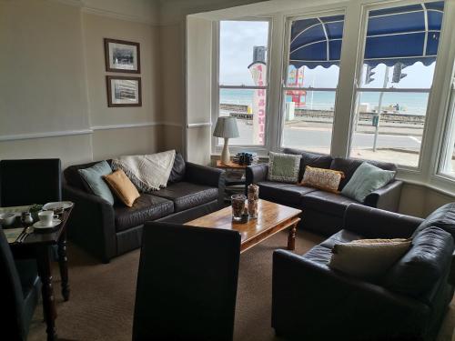 The Mayfair – Weymouth