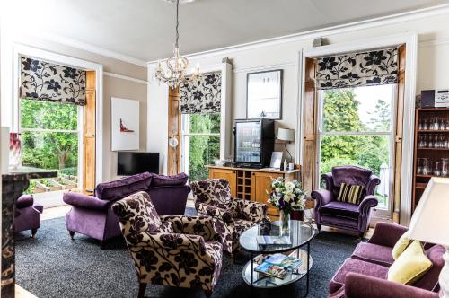 Общ салон/телевизионна зона, Beaumont House in Челтнъм