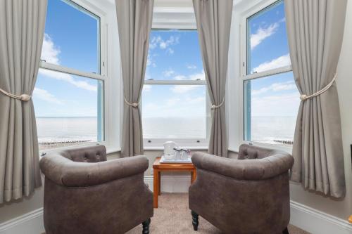 Beach Front Guest House - image 6
