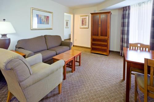 Staybridge Suites Cranbury - South Brunswick, an IHG Hotel