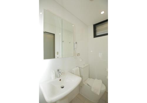 Premier One-Bedroom Suite image 1