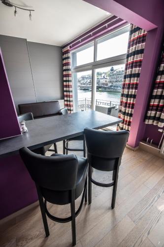 L'Inattendu "sur la croisette" Dinant centre in Dinant