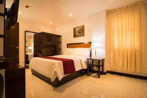 Diamond Hotel And Resto Room Type - Executive Suite