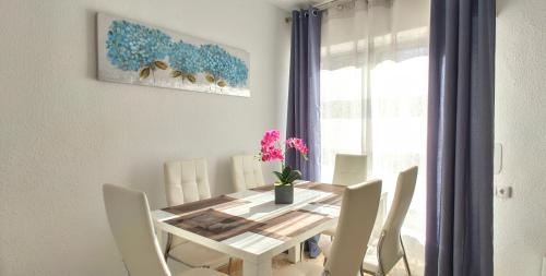  Beautiful flat with sea view and sound of the surf in Santa Pola