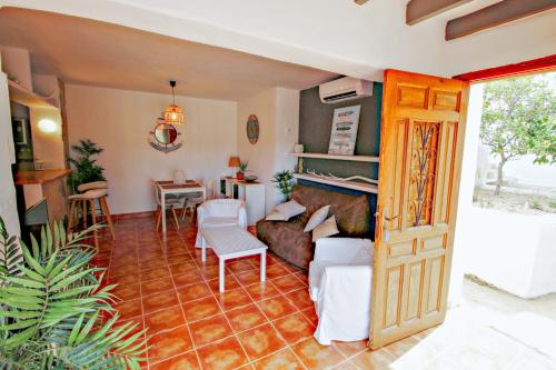 Lea - holiday bungalow with panoramic views in Teulada