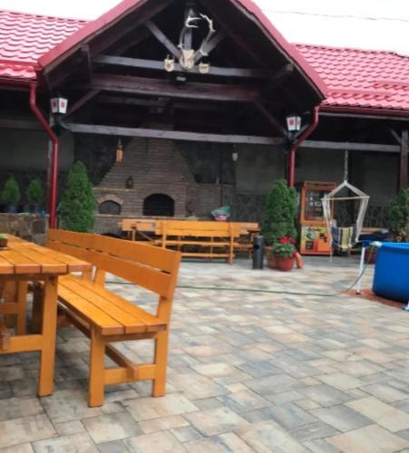 Engi Panzió (Engi Panzio) in Ocna De Sus