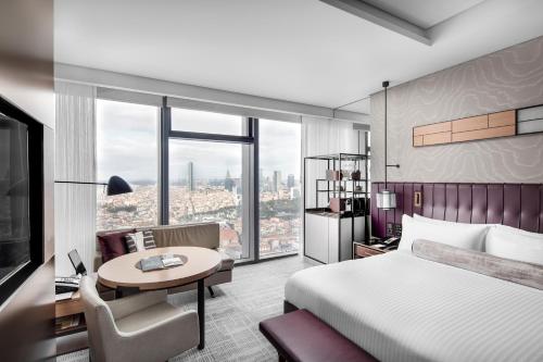 Photo de Triple de l'hôtel Fairmont Quasar Istanbul Hotel