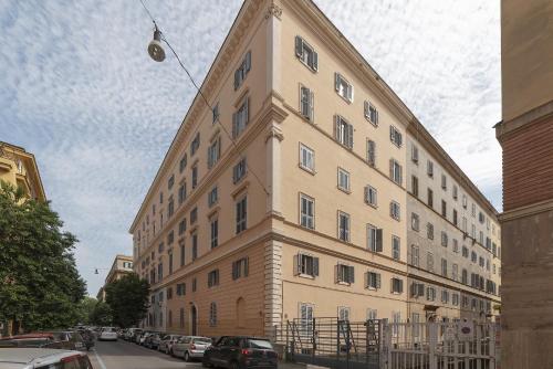Rione Prati Elegant Apartment with Balcony, Rome (photo 4)
