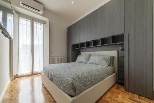Rione Prati Elegant Apartment with Balcony, Рим