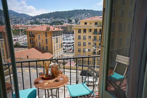 Sunlight Properties - Marinette - Port area 2 Bedrooms sleep 6 sea view - image 5