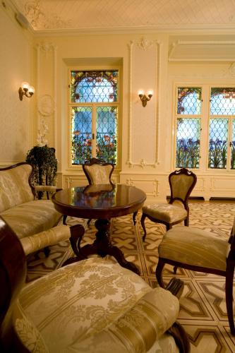 Budget Hotel Victoria - image 8