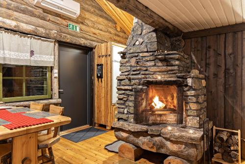 Polar Aurora Cabins Room Type - One-Bedroom Apartment with Loft and Sauna