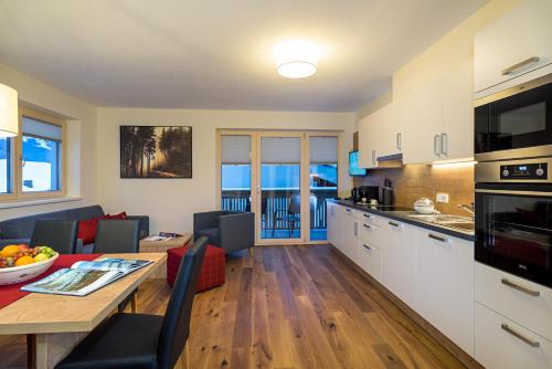 2 bedrooms, 3 beds