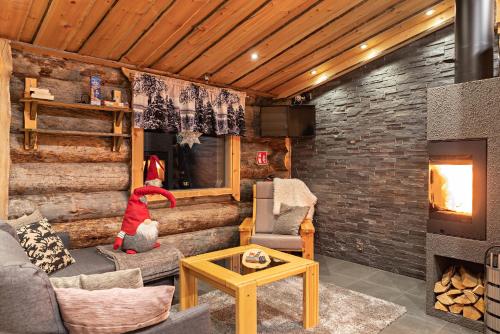 . Polar Aurora Cabins