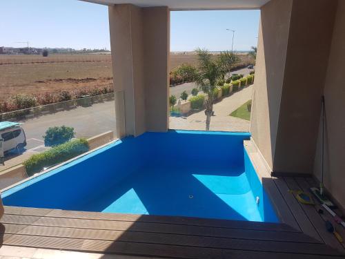 Swimming pool, Evasion Bouznika أمام شاطىء بوزنيقة in Bouznika