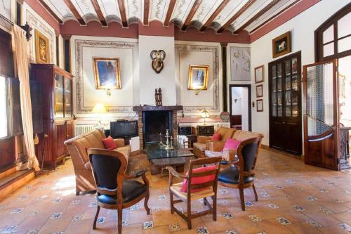 Pub/Lounge, Villa Charly Casa señorial XVII Historical Villa (Villa Charly Casa senorial XVII Historical Villa) in Macastre