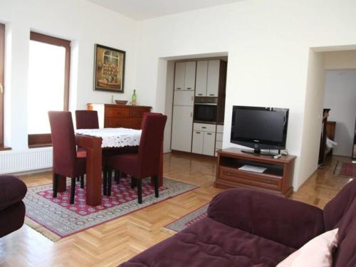 Mladenovic apartments