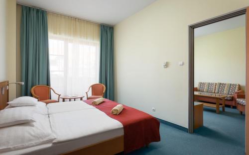 Hunguest Hotel Aqua Sol - image 6